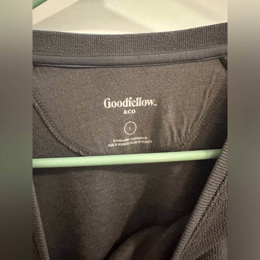 Men’s Goodfellow Grey Henley - Picture 6 of 8